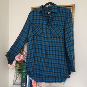 One 24 Rags Flannel Button Down Plaid Shirt Small Raw Hem Oversized Fall